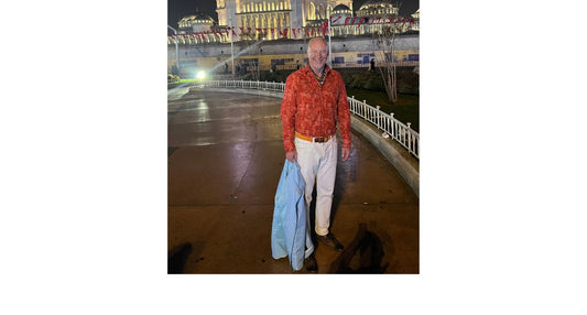 What in the world?! Edwards' belt and shoes do not match!